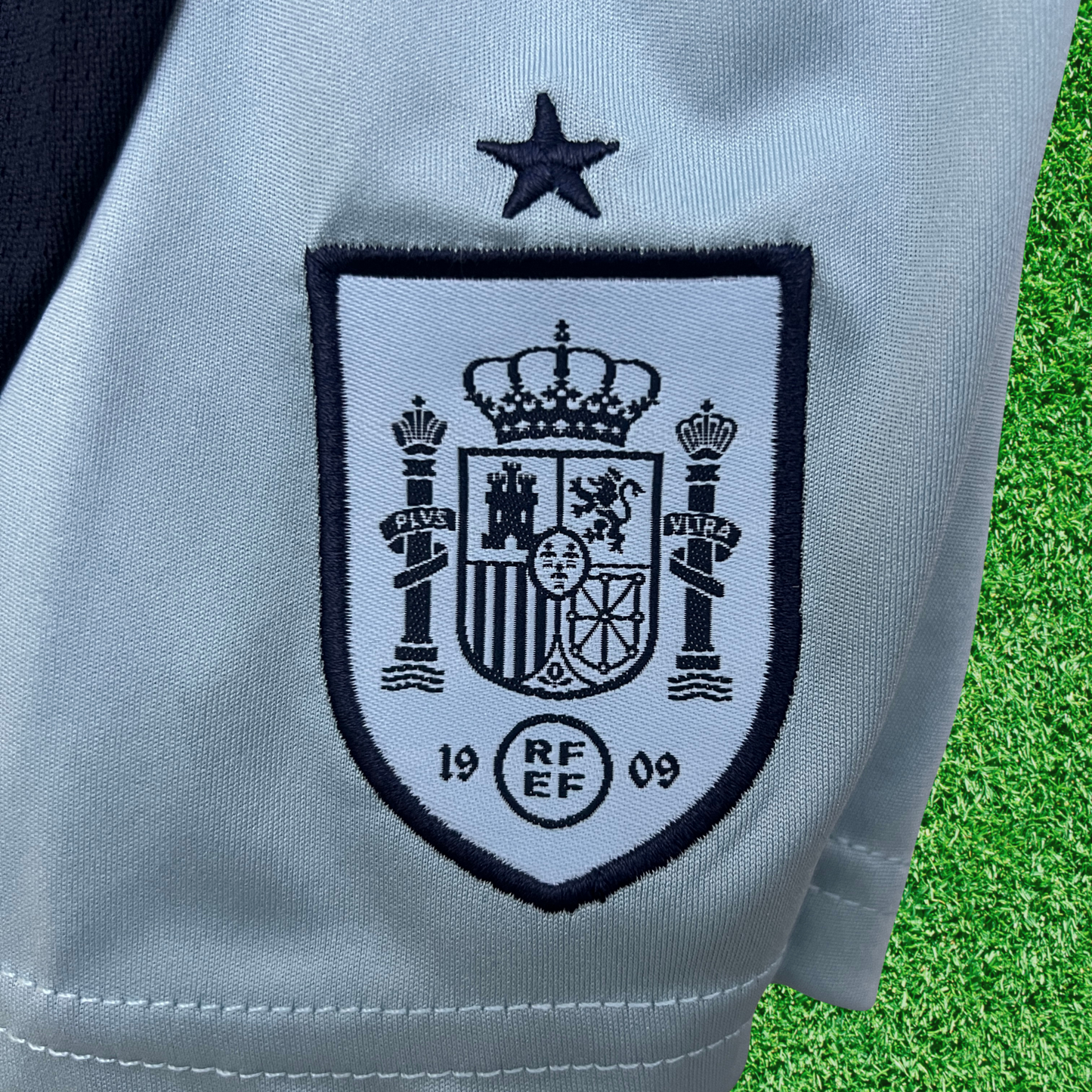 Spain Kit II 2025 Kids