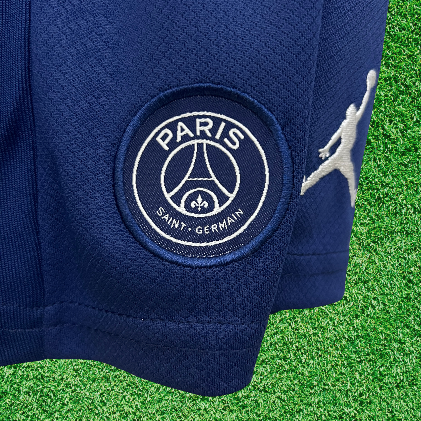 Kit infantil del Paris Saint-Germain FC (PSG) IIII 24/25