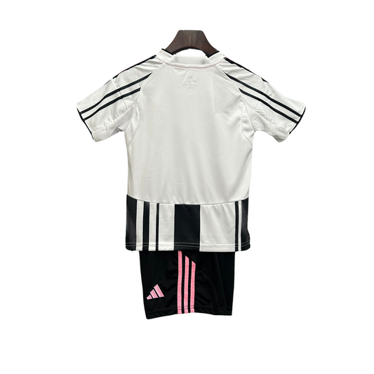 Juventus Home Kit 25/26 Kids