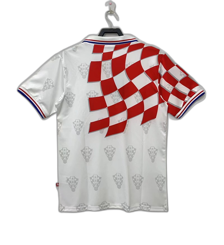 Camiseta local de Croacia del Mundial de 1998 (versión retro)