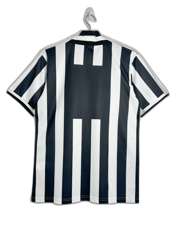 Camiseta local de la Juventus 95/96 - Versión retro