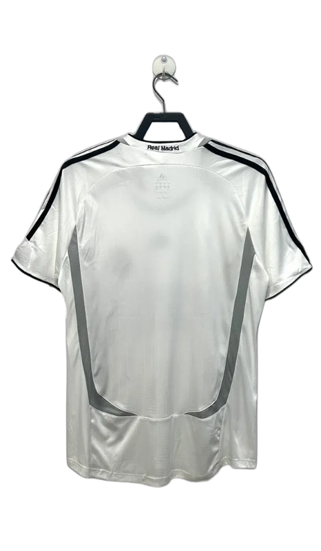 Camiseta local del Real Madrid 06/07 - Versión retro