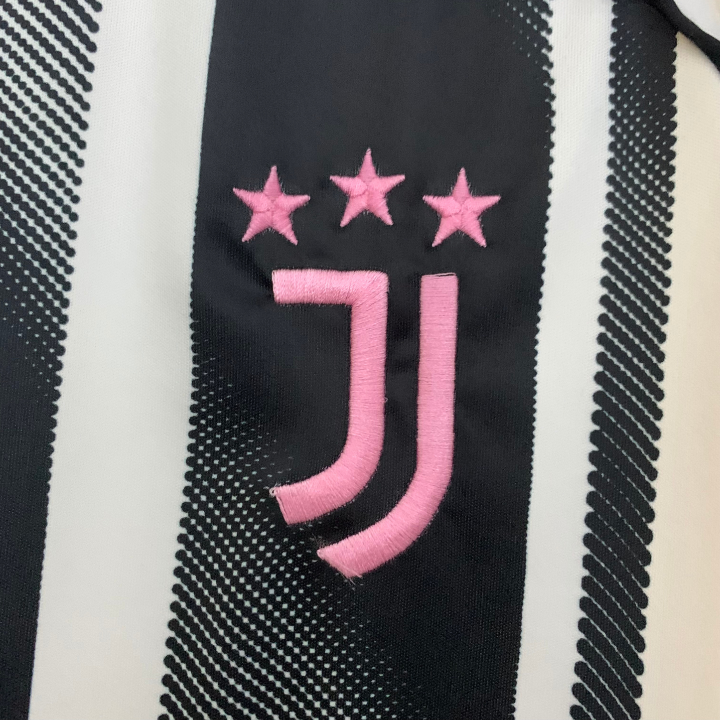Juventus Home Jersey 25/26 Fan Version