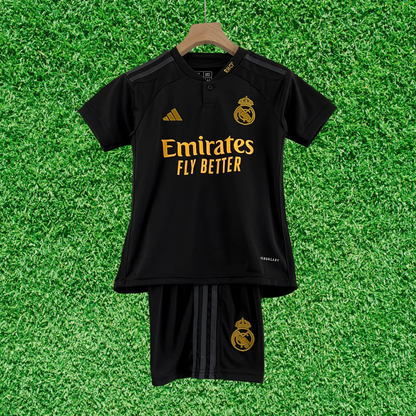 Kit Real Madrid III 23/24 Infantil