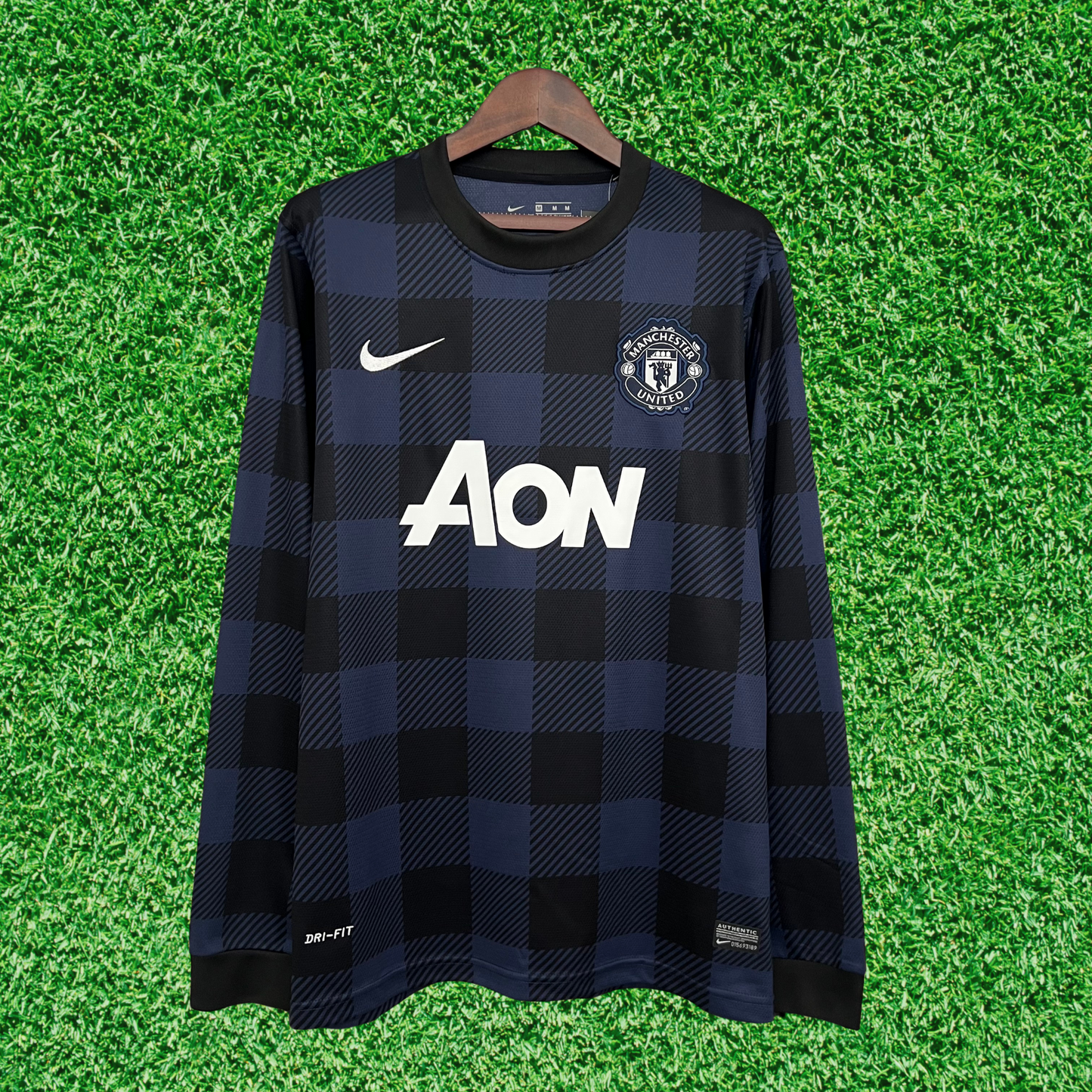 Camiseta de visitante del Manchester United 13/14 retro de manga larga