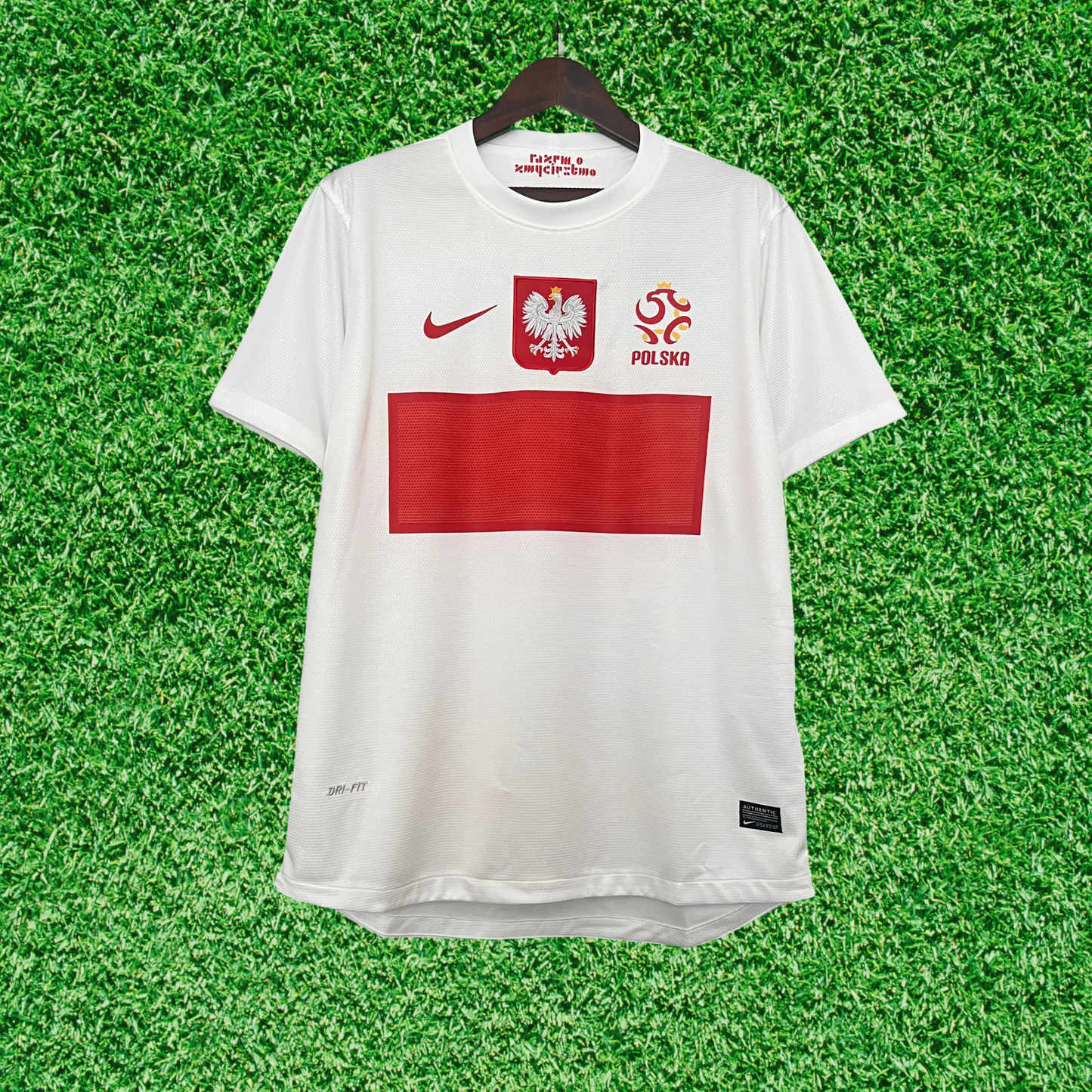 Camiseta retro de local de Polonia 2012 