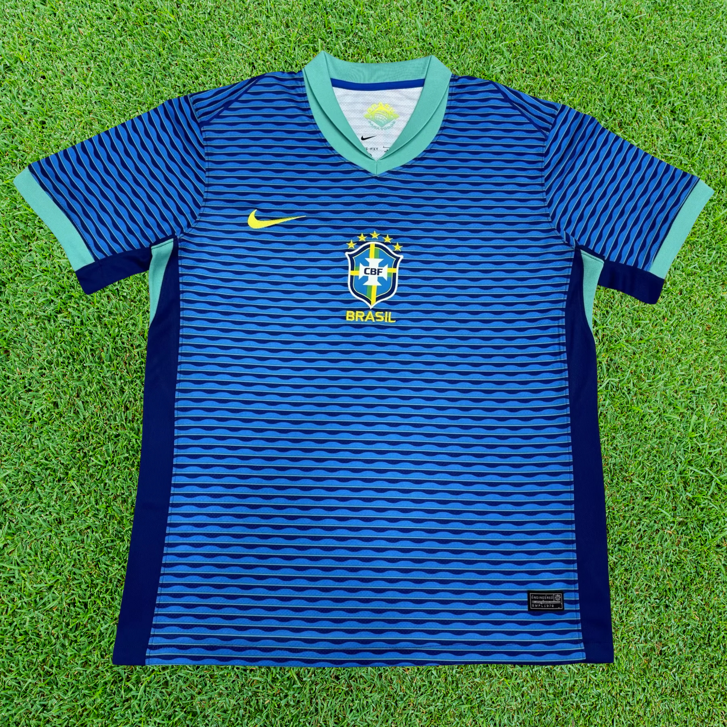 Camiseta de visitante de Brasil 24/25, versión para aficionados 