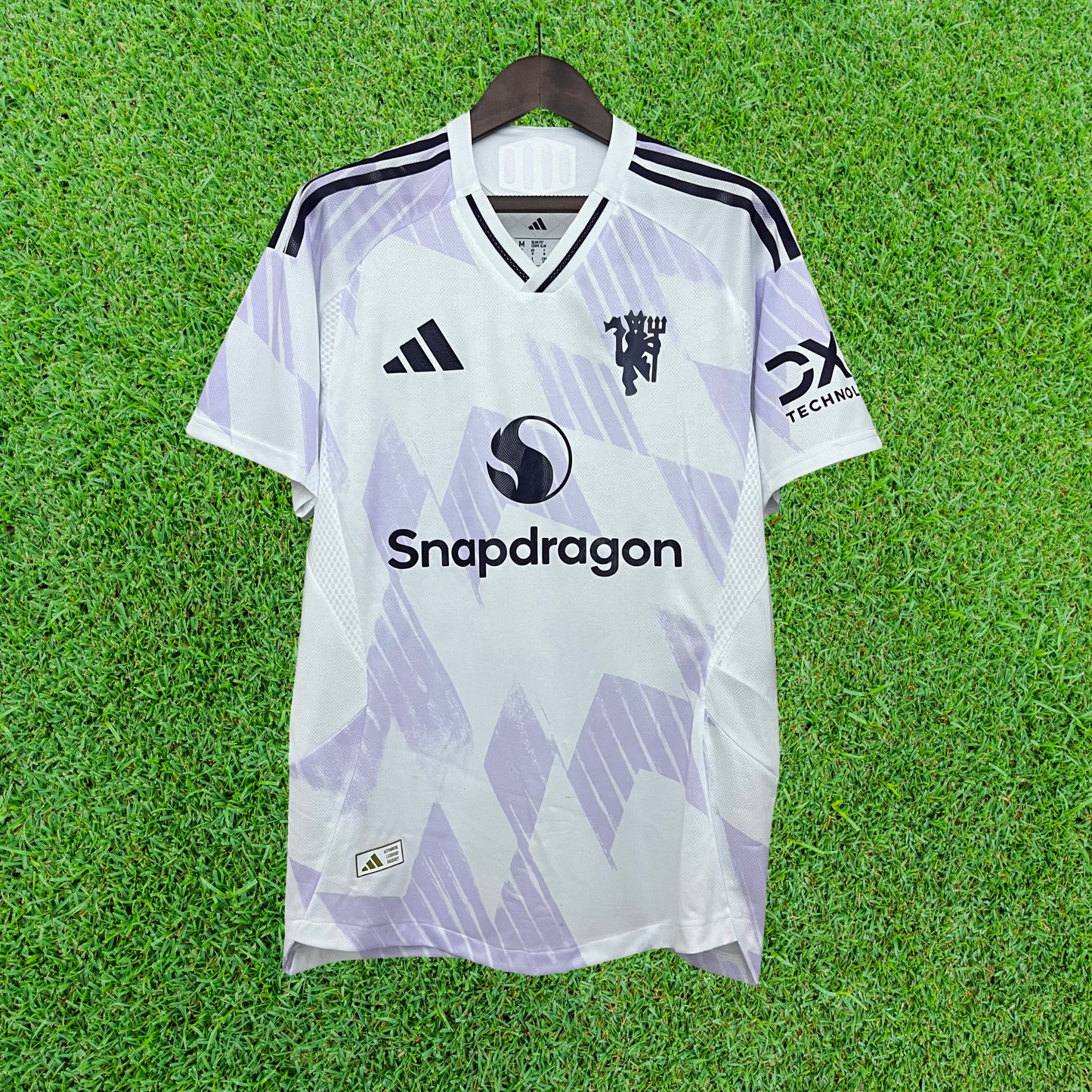 Camiseta de visitante del Manchester United 25/26, versión para aficionados 