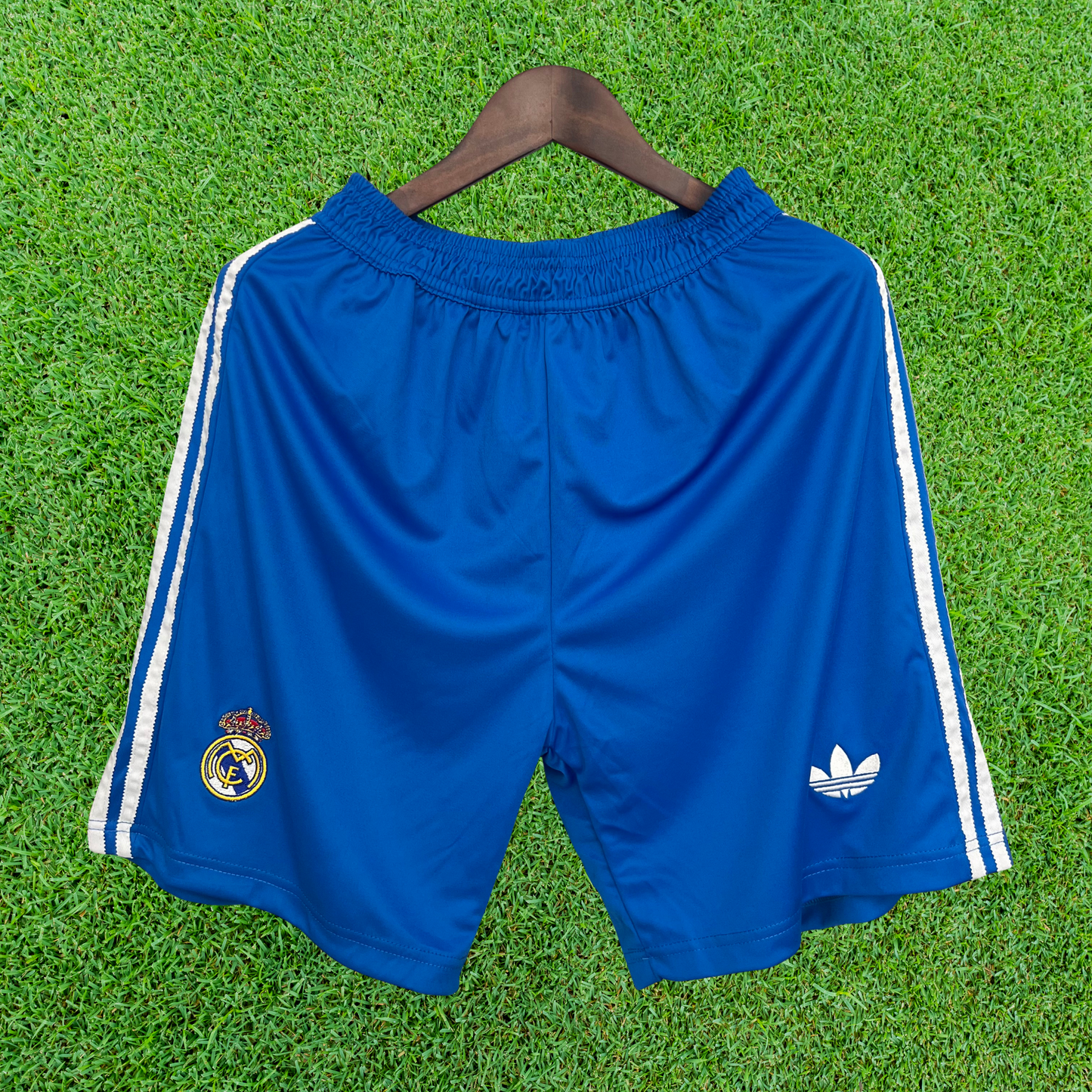 Pantalones cortos de la tercera equipación del Real Madrid 25/26 