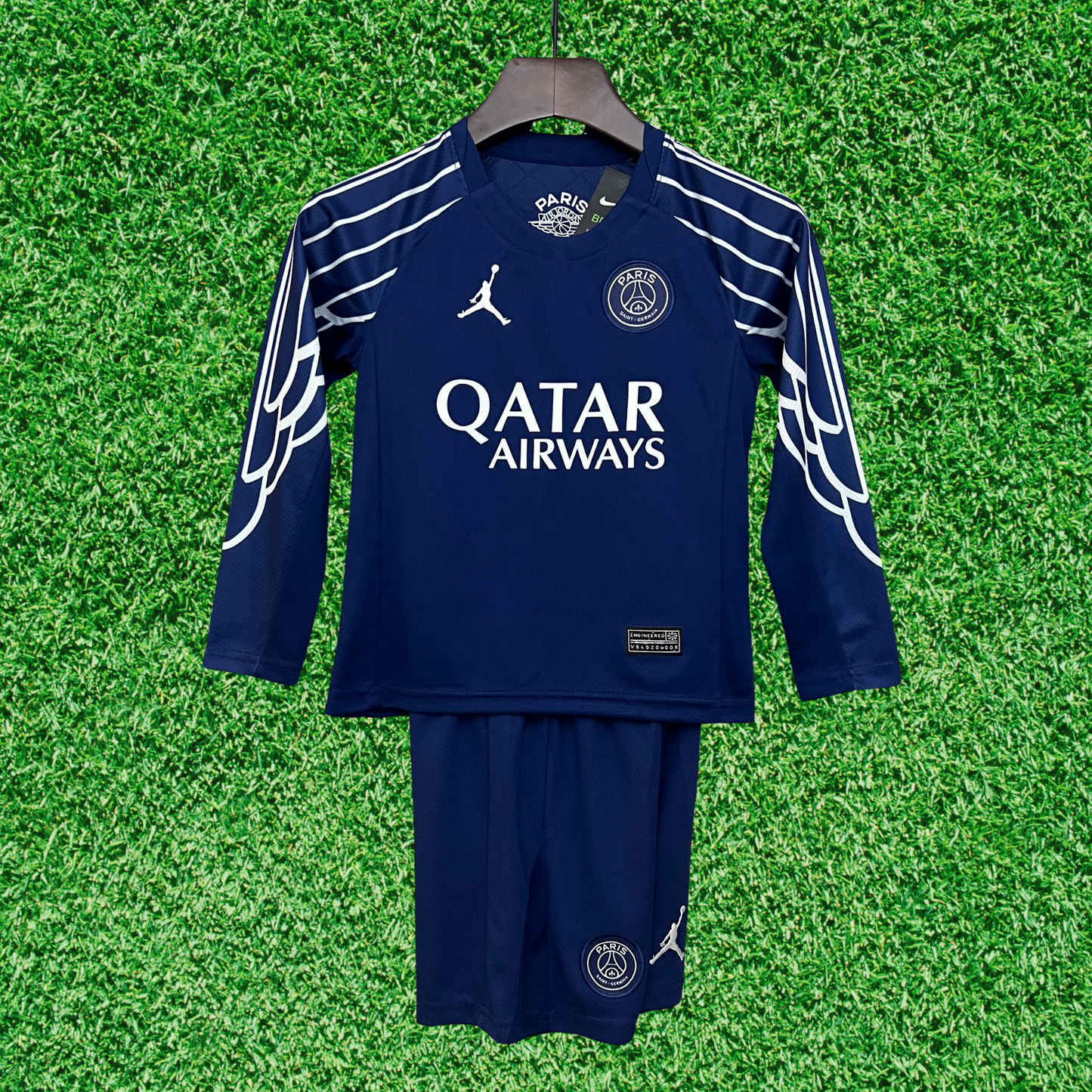 Kit infantil del Paris Saint-Germain FC (PSG) IIII 24/25 