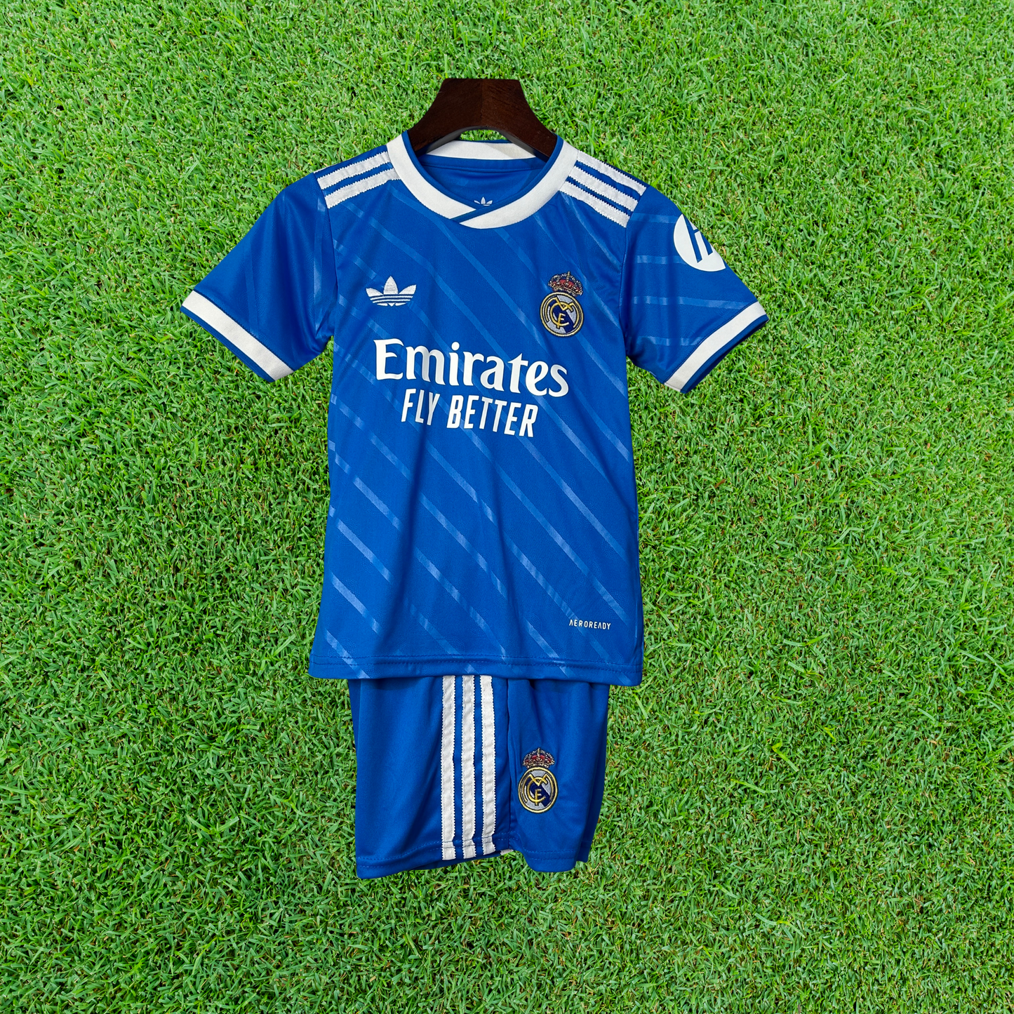 Kit infantil del Real Madrid III 25/26 