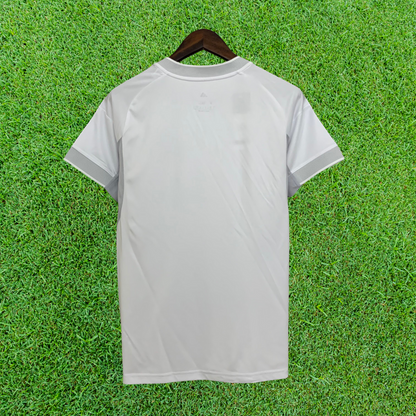 Camiseta local del Real Madrid 25/26, versión para aficionados para mujer 