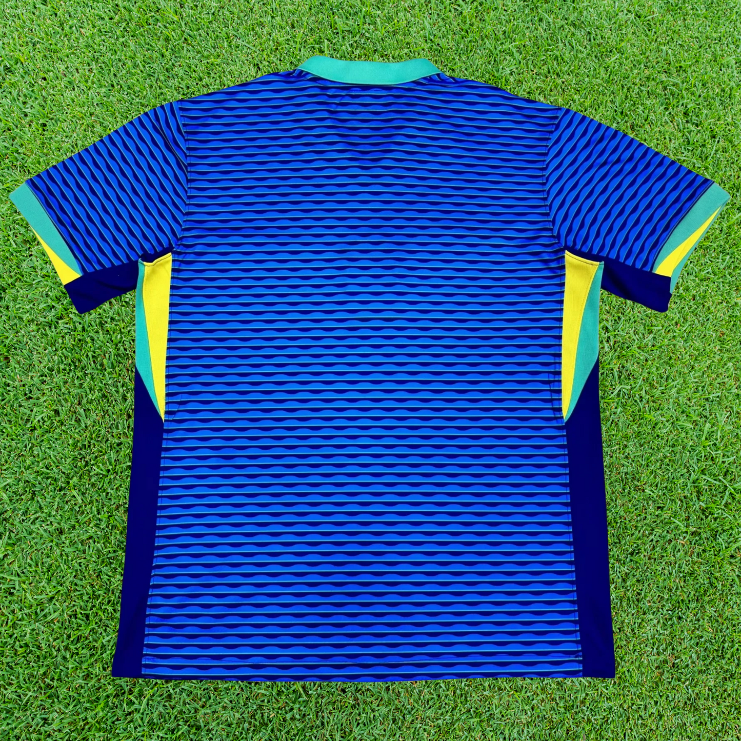 Camiseta de visitante de Brasil 24/25, versión para aficionados 