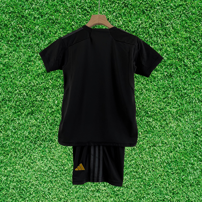 Kit Real Madrid III 23/24 Infantil