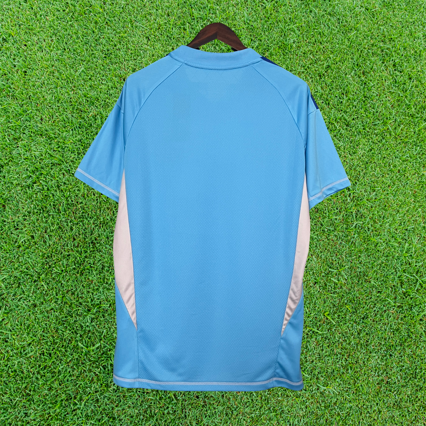 Real Madrid Goalkeeper Jersey 24/25 Fan Version