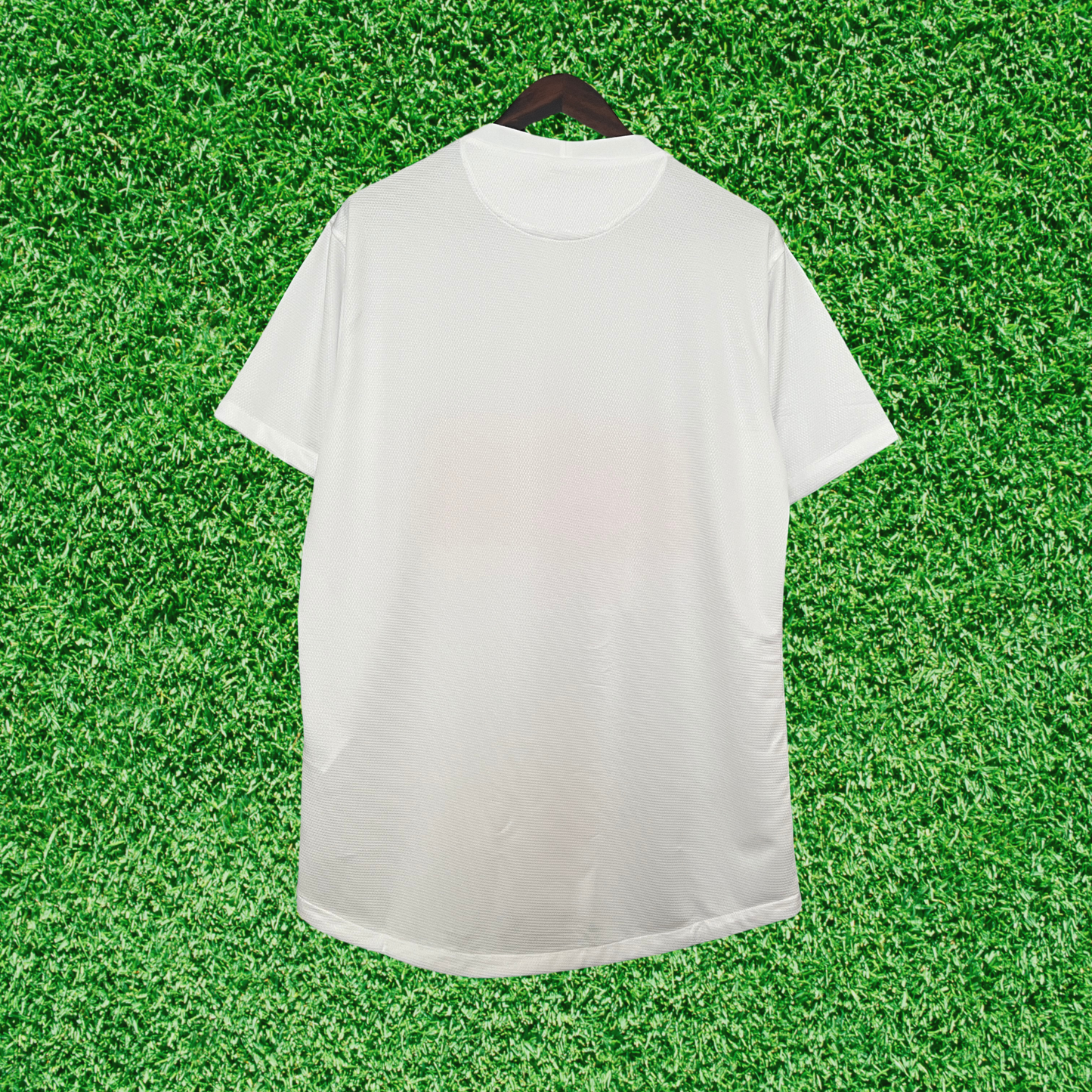 Camiseta retro de local de Polonia 2012 