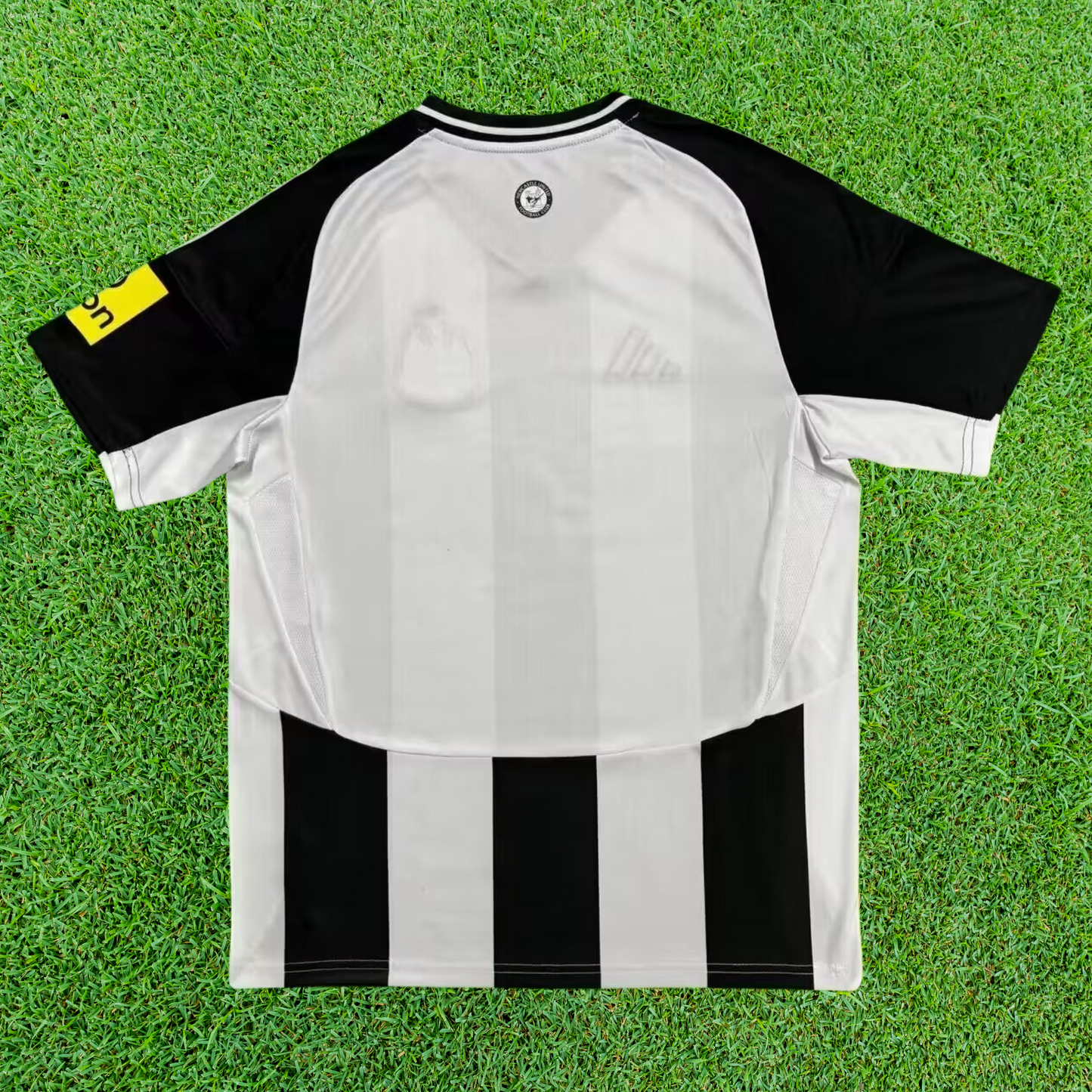 Newcastle United Home Shirt 24/25 Fan Version