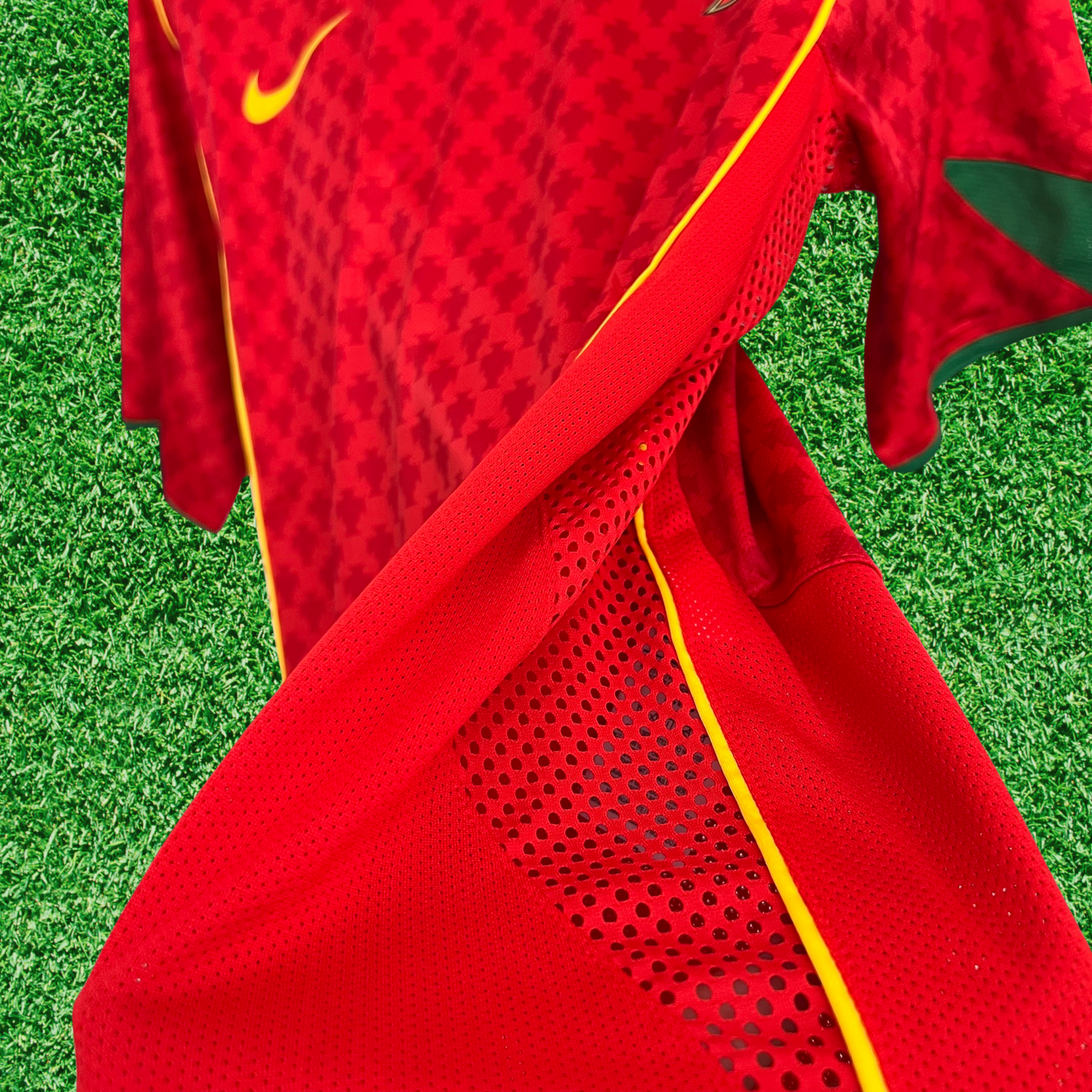 Camisa Portugal I 2004 Retrô