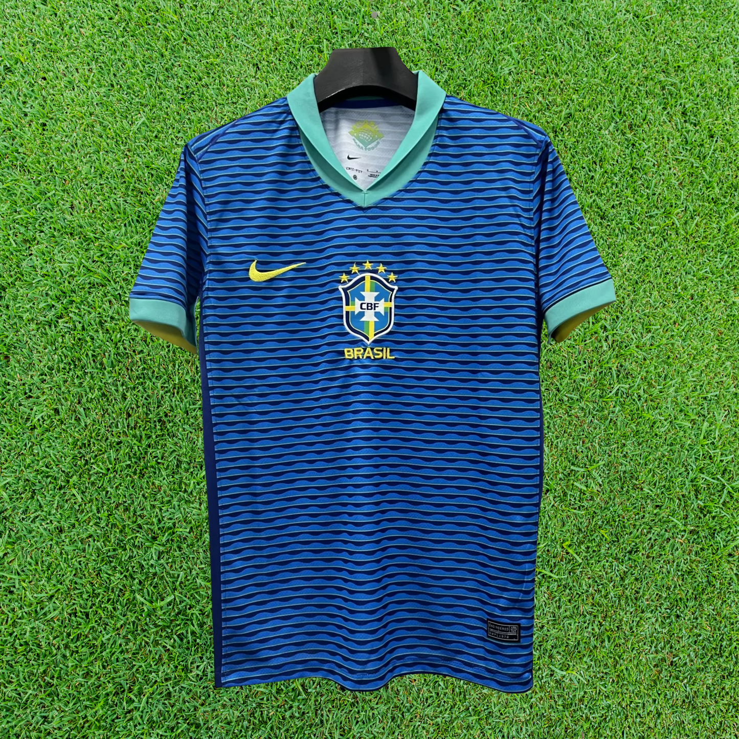 Camiseta de visitante de Brasil 24/25, versión para aficionados 