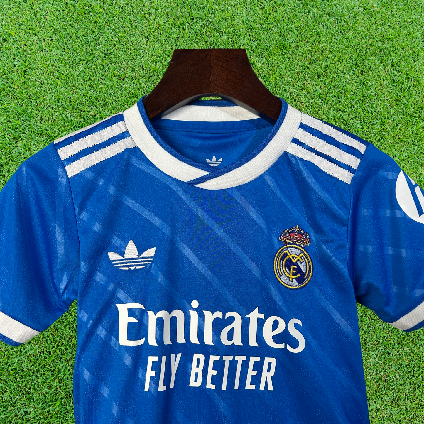 Kit infantil del Real Madrid III 25/26 