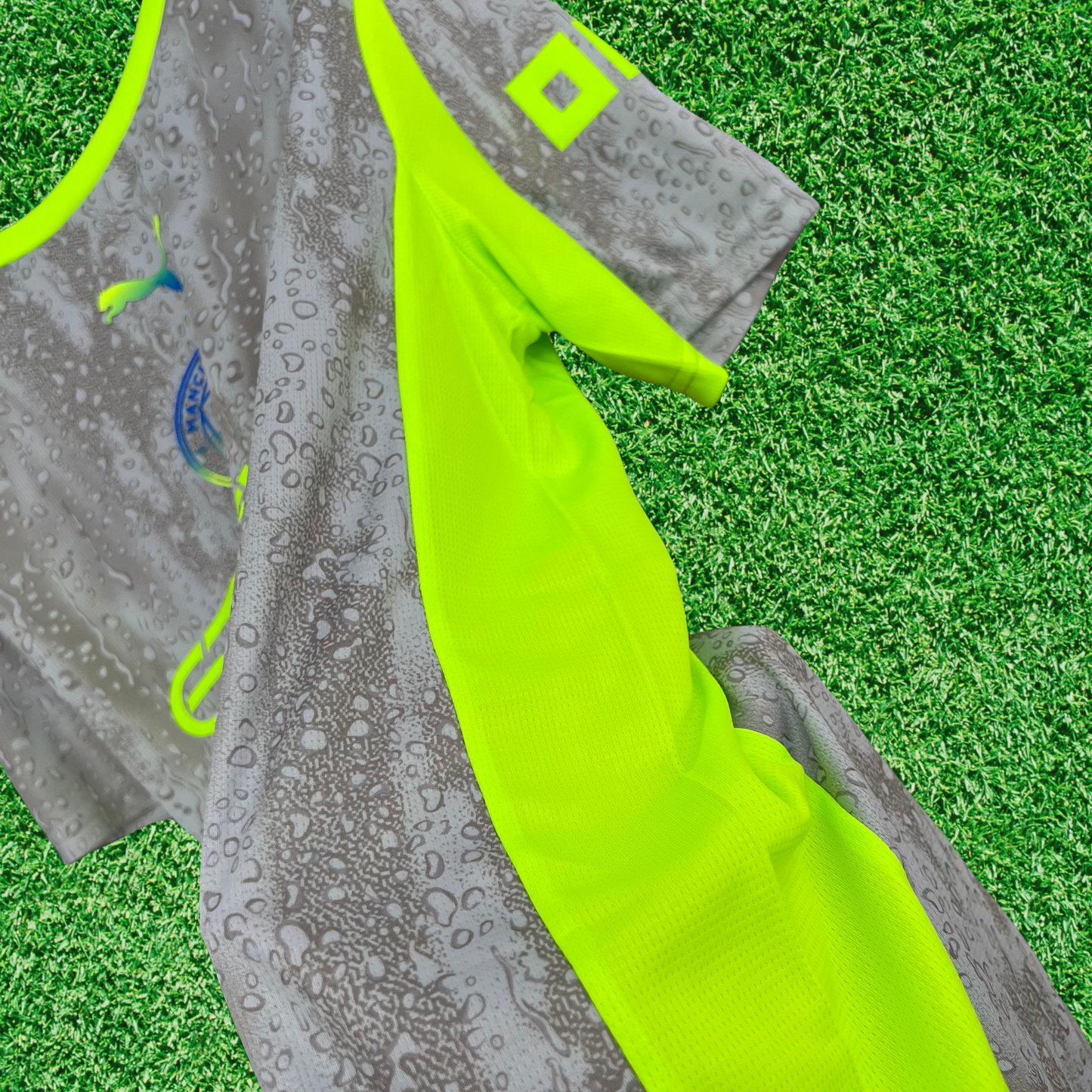 Camiseta de la tercera equipación del Manchester City 25/26, versión para aficionados 