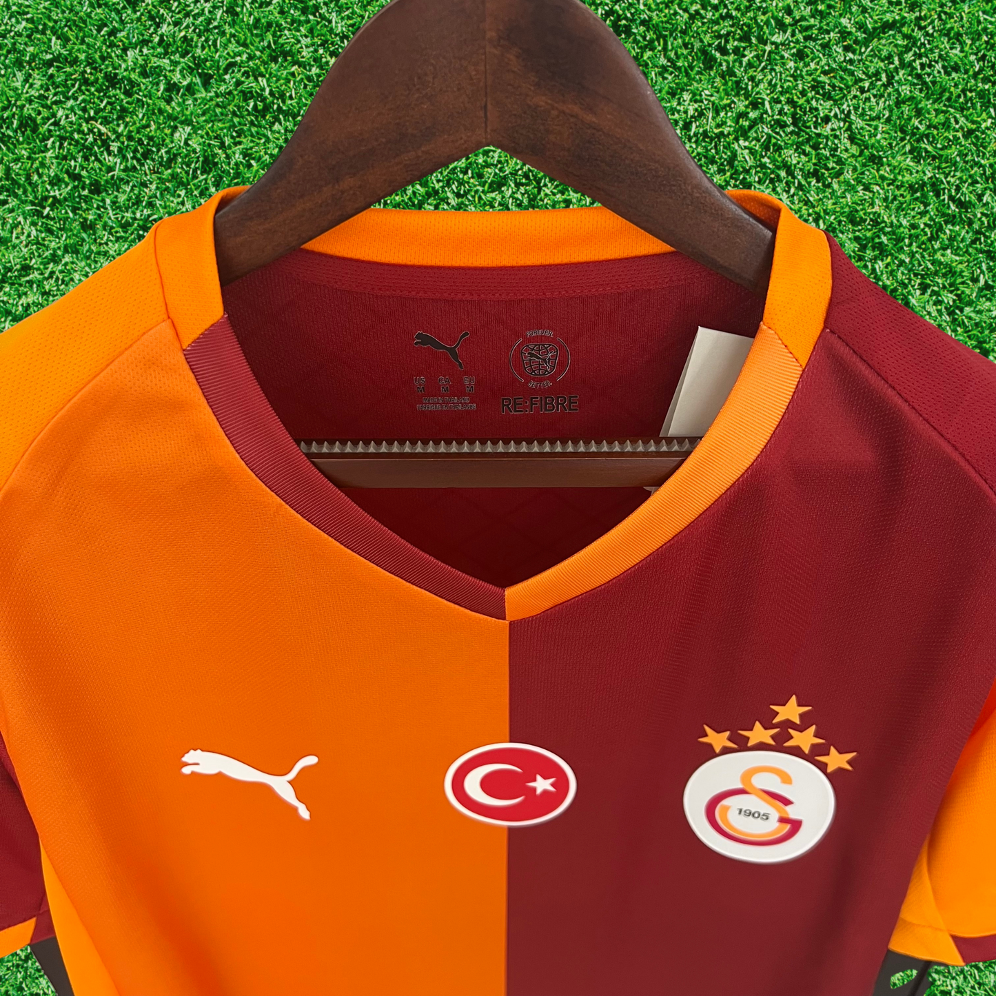 Galatasaray Home Jersey 25/26 Fan Version 
