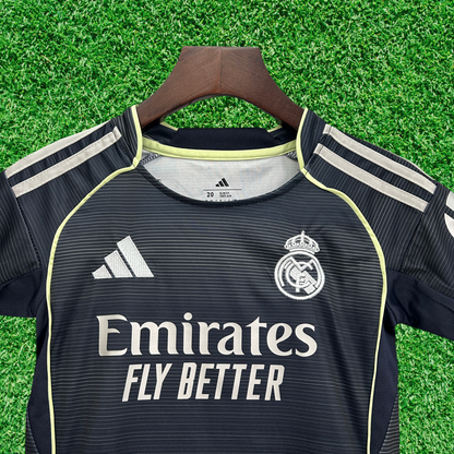 Kit Real Madrid II 25/26 Infantil