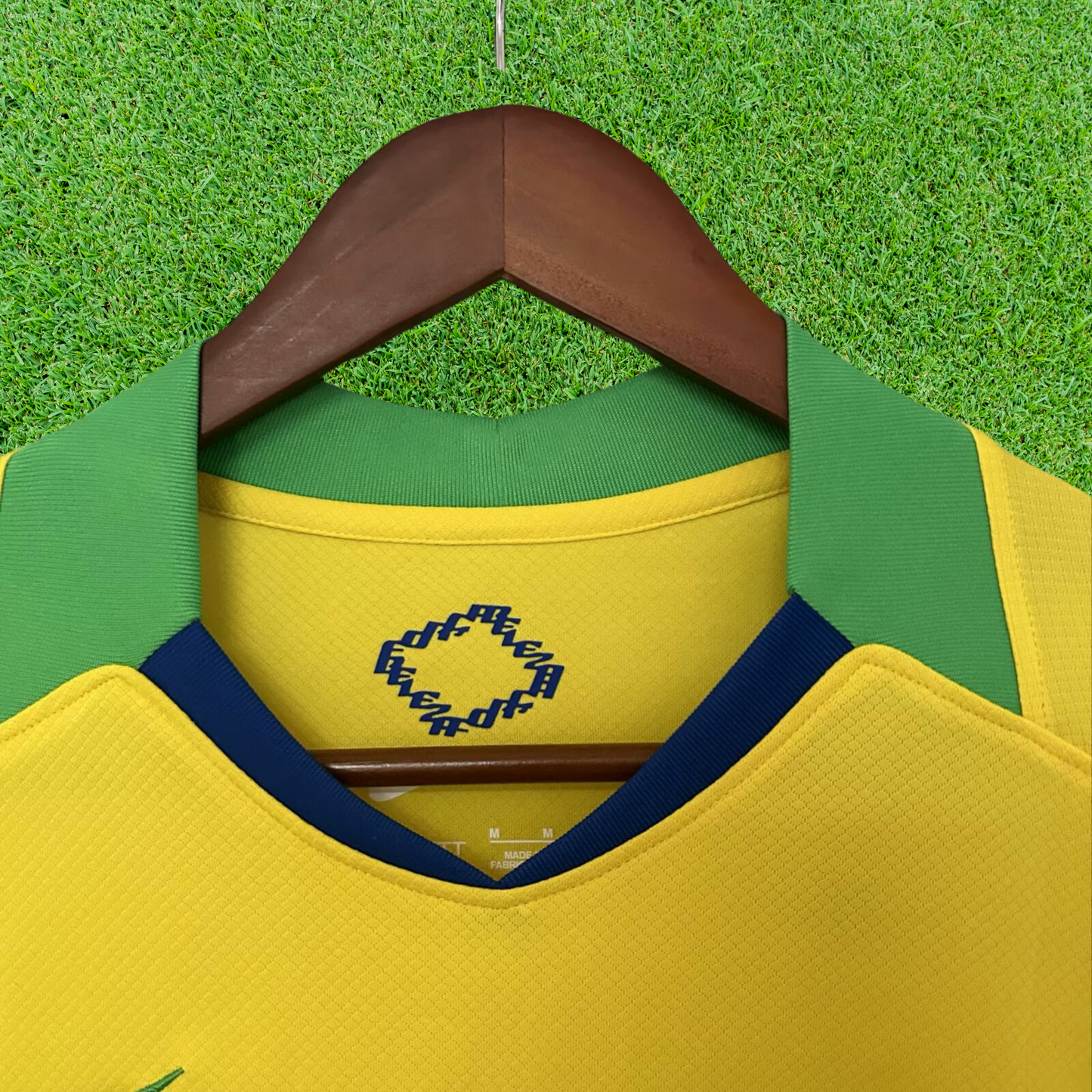 Camiseta local de la selección femenina de Brasil 2025, versión para aficionados 