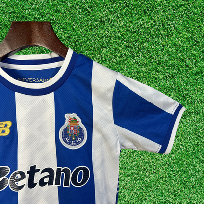 Kit local del FC Porto 25/26 para niños 