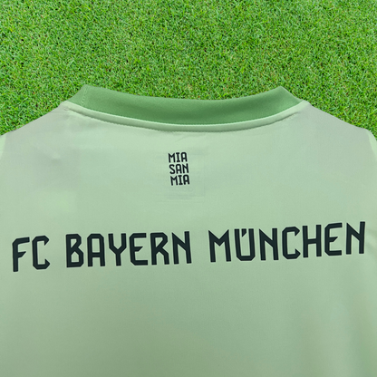 Bayern Munich Goalkeeper Jersey I 25/26 Fan Version