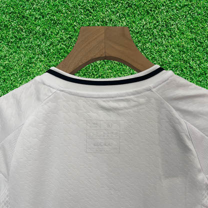 Real Madrid I 24/25 Children's Kit