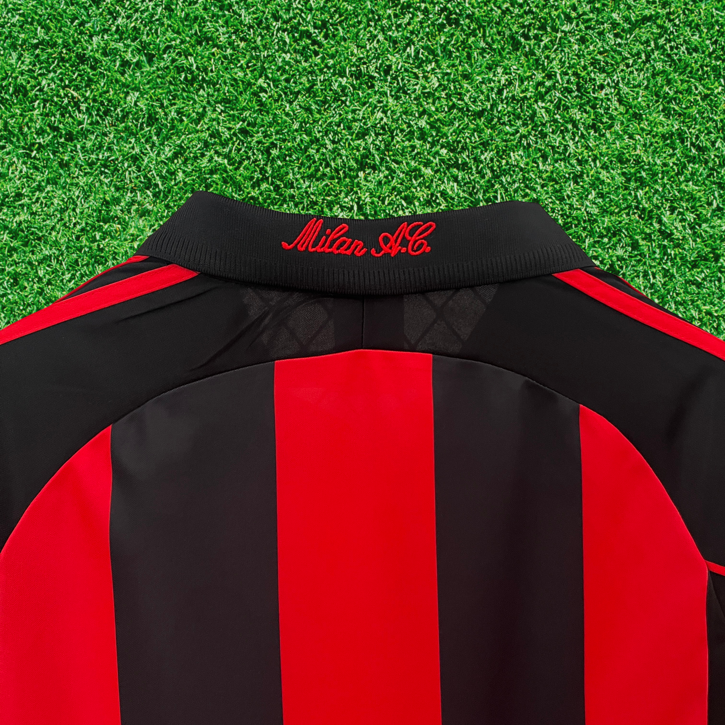 AC Milan Home Jersey 01/02 Retro 