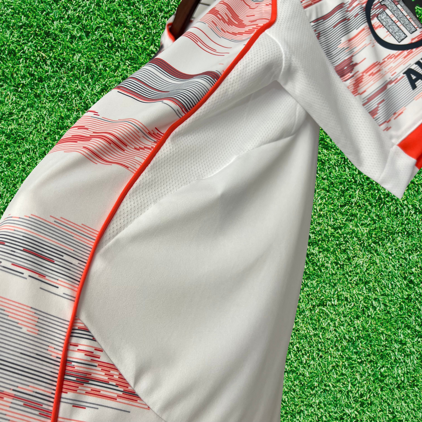 Bayern Munich Away Jersey 25/26 Fan Version