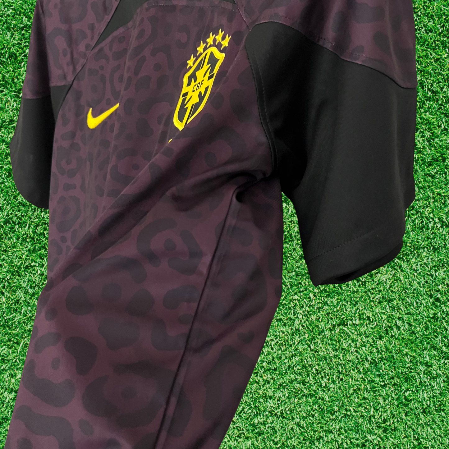 Brazil Goalkeeper Jersey 2022 Fan Version
