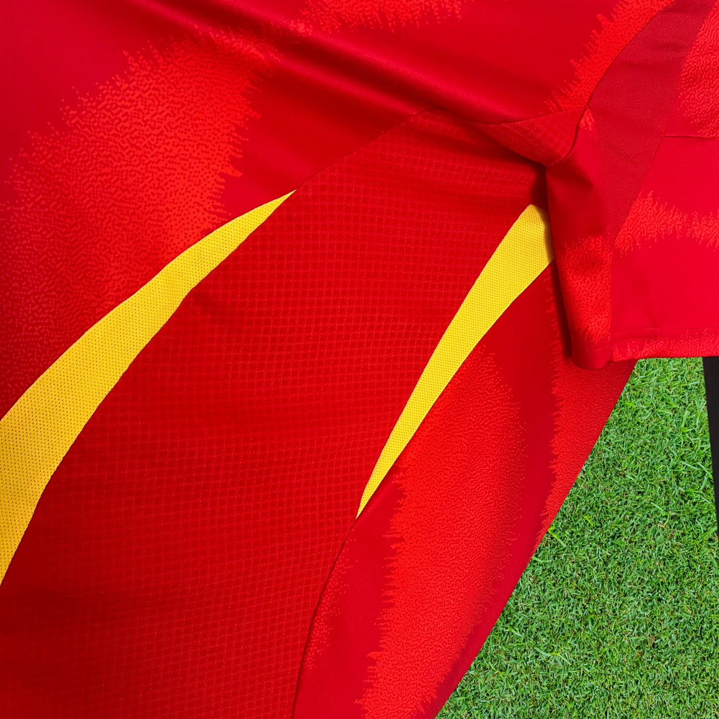 Camiseta local de España 24/25 versión para aficionados 