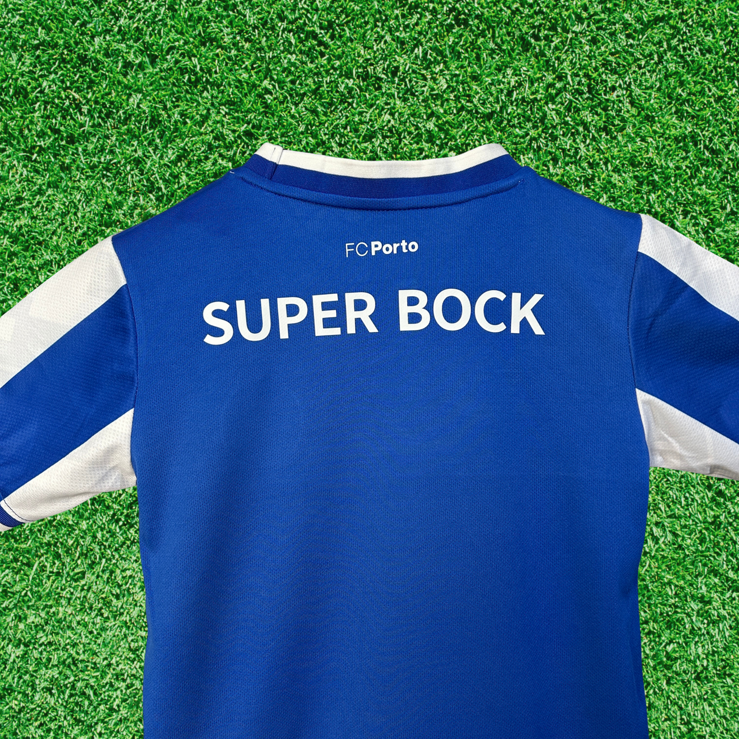 Kit local del FC Porto 25/26 para niños 