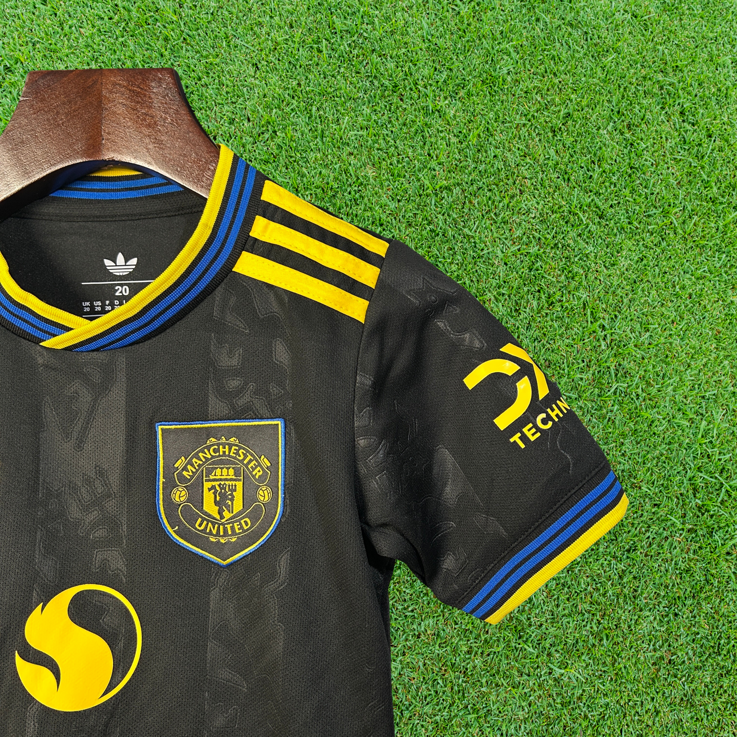 Kit infantil del Manchester United III 25/26 