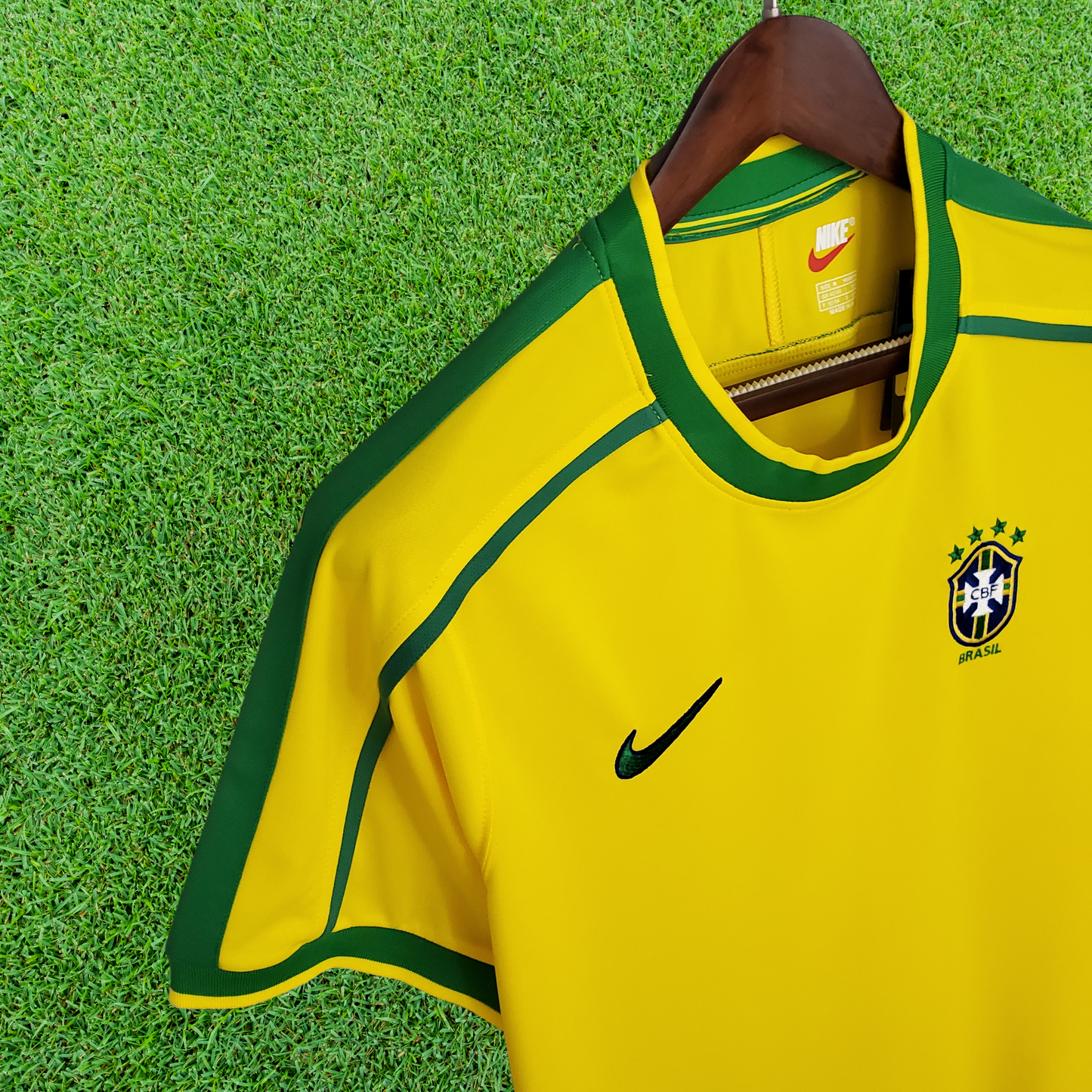 Camiseta de local de Brasil 1998 retro 