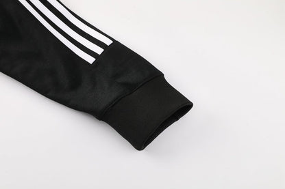 Manchester United 24/25 - Chándal con capucha