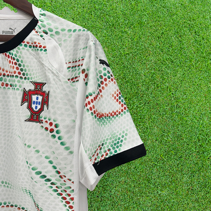 Camiseta visitante de Portugal 2025, versión para aficionados 