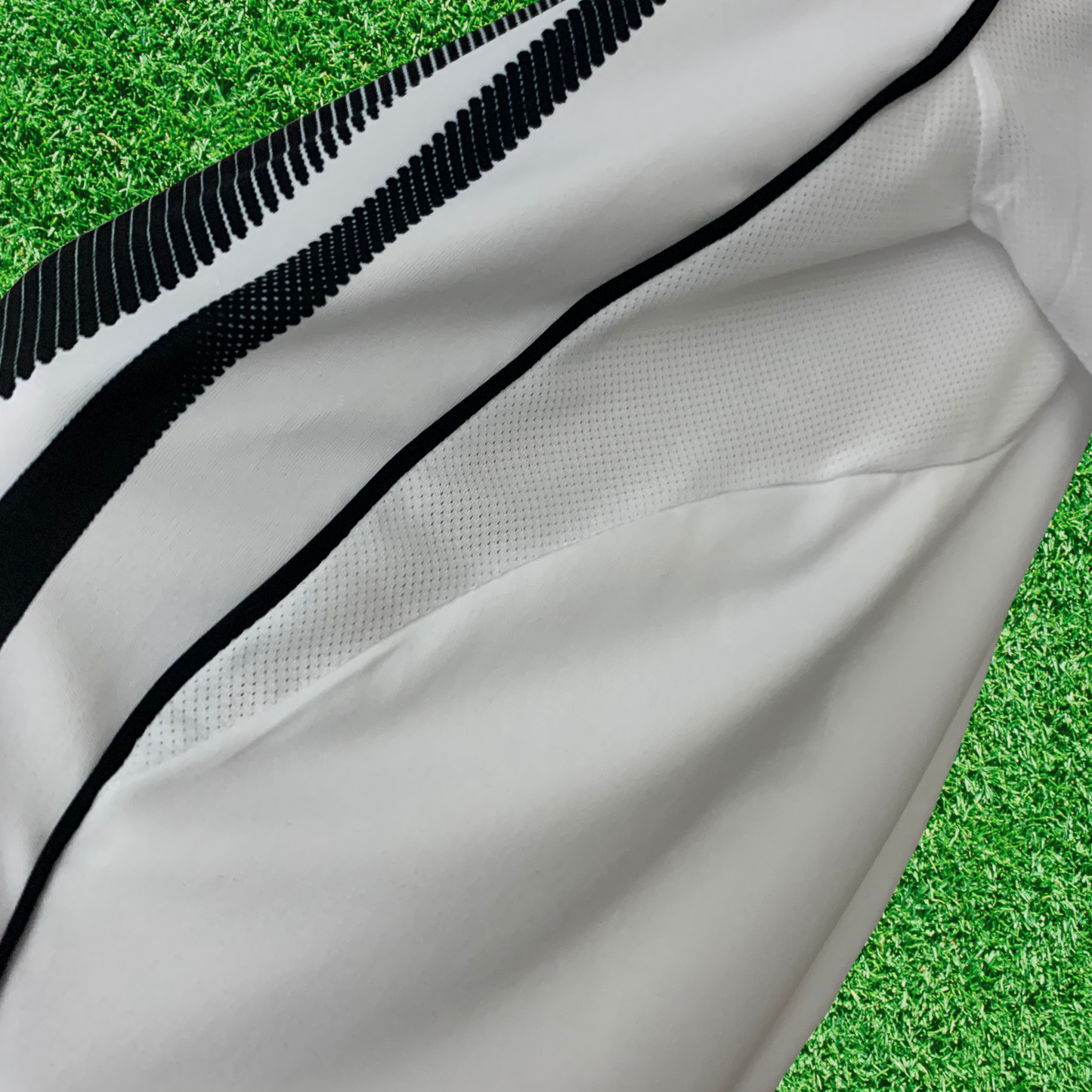 Juventus Home Jersey 25/26 Fan Version