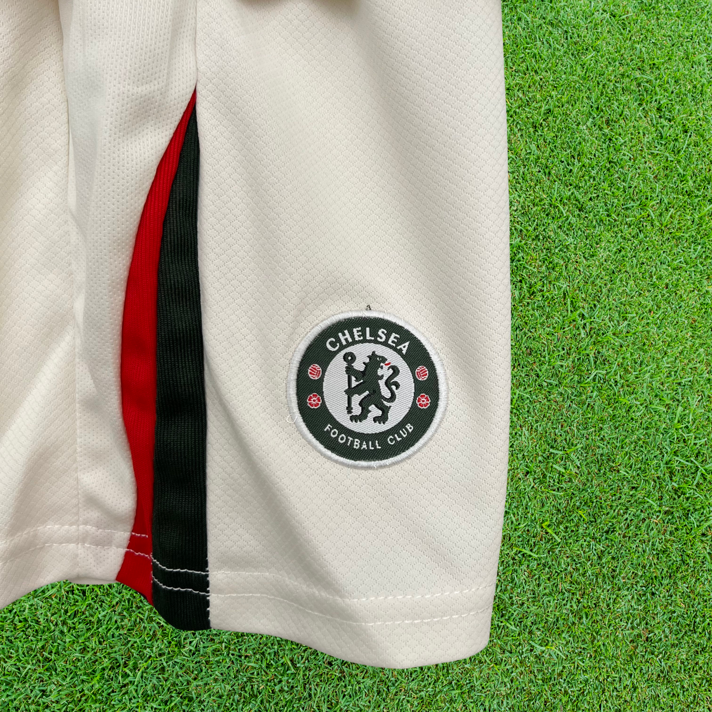 Kit Chelsea II 25/26 Infantil