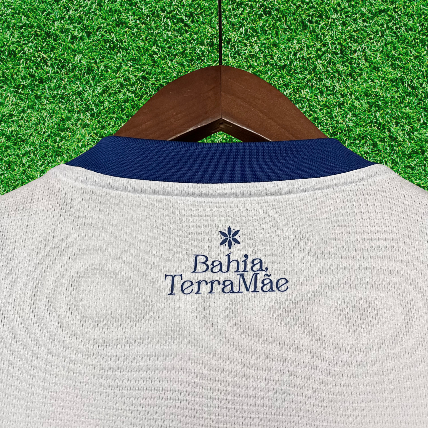 Camiseta local del Bahia 25/26 versión para aficionados 