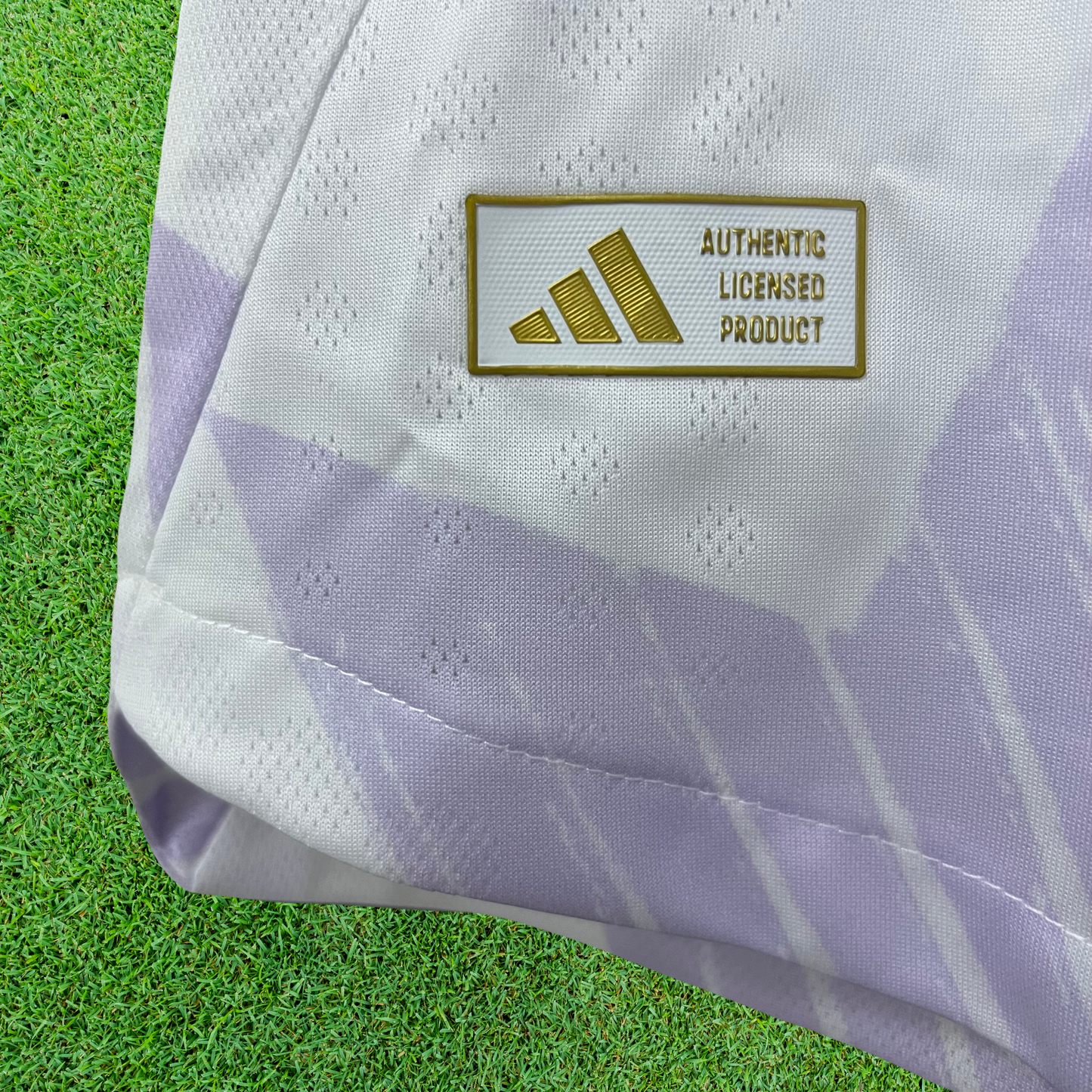 Camiseta de visitante del Manchester United 25/26, versión para aficionados 