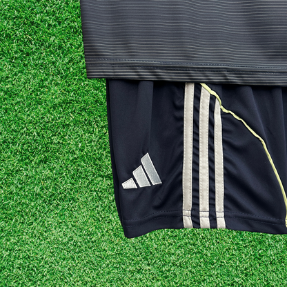 Kit Real Madrid II 25/26 Infantil