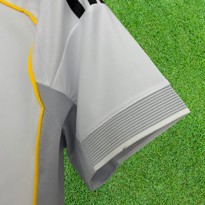 Camiseta local del Real Madrid 25/26, versión para aficionados para mujer 