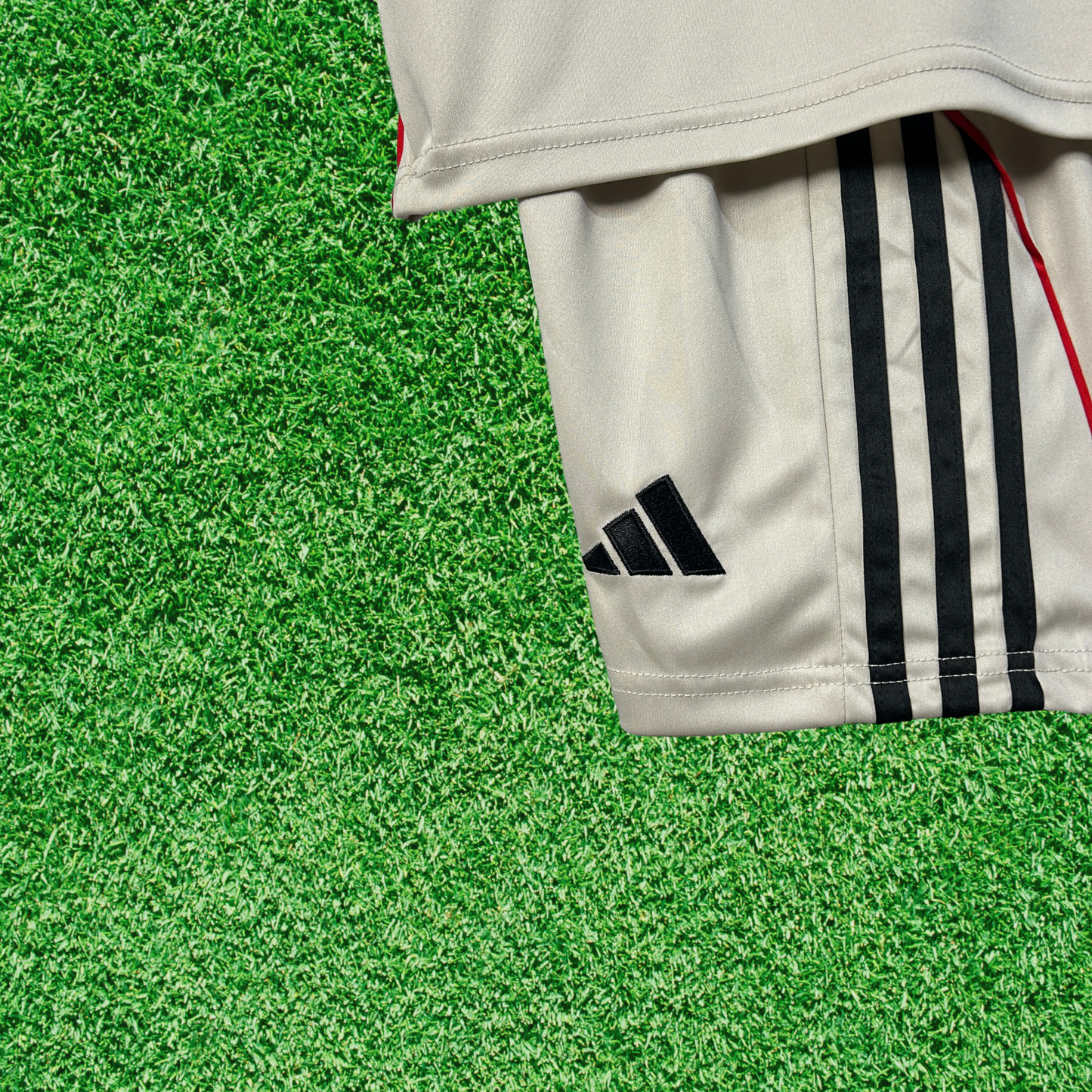 Kit SL Benfica II 25/26 Infantil