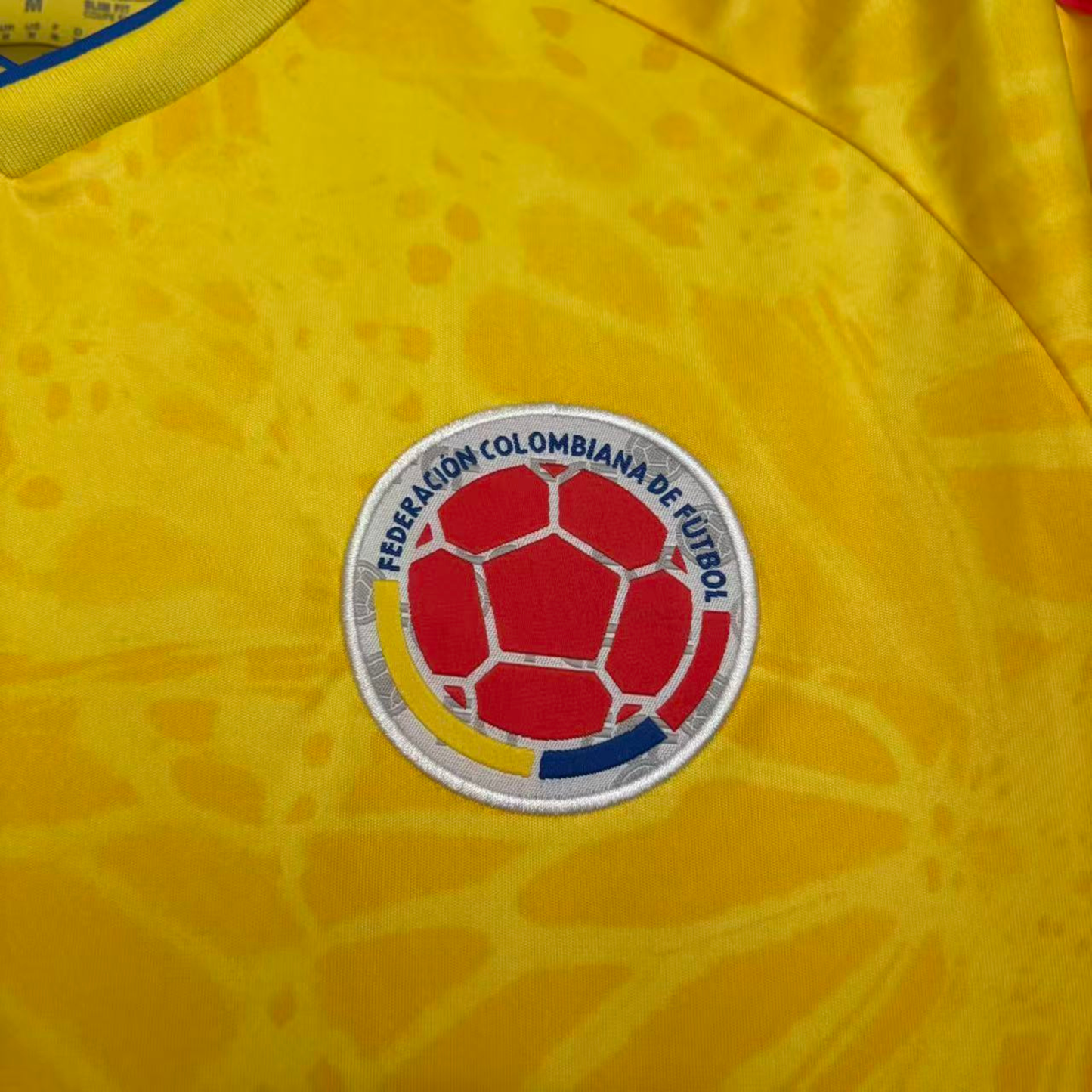 Camiseta local de Colombia 2026, versión para aficionados