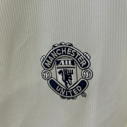 Camiseta de visitante del Manchester United 00/01 Retro 