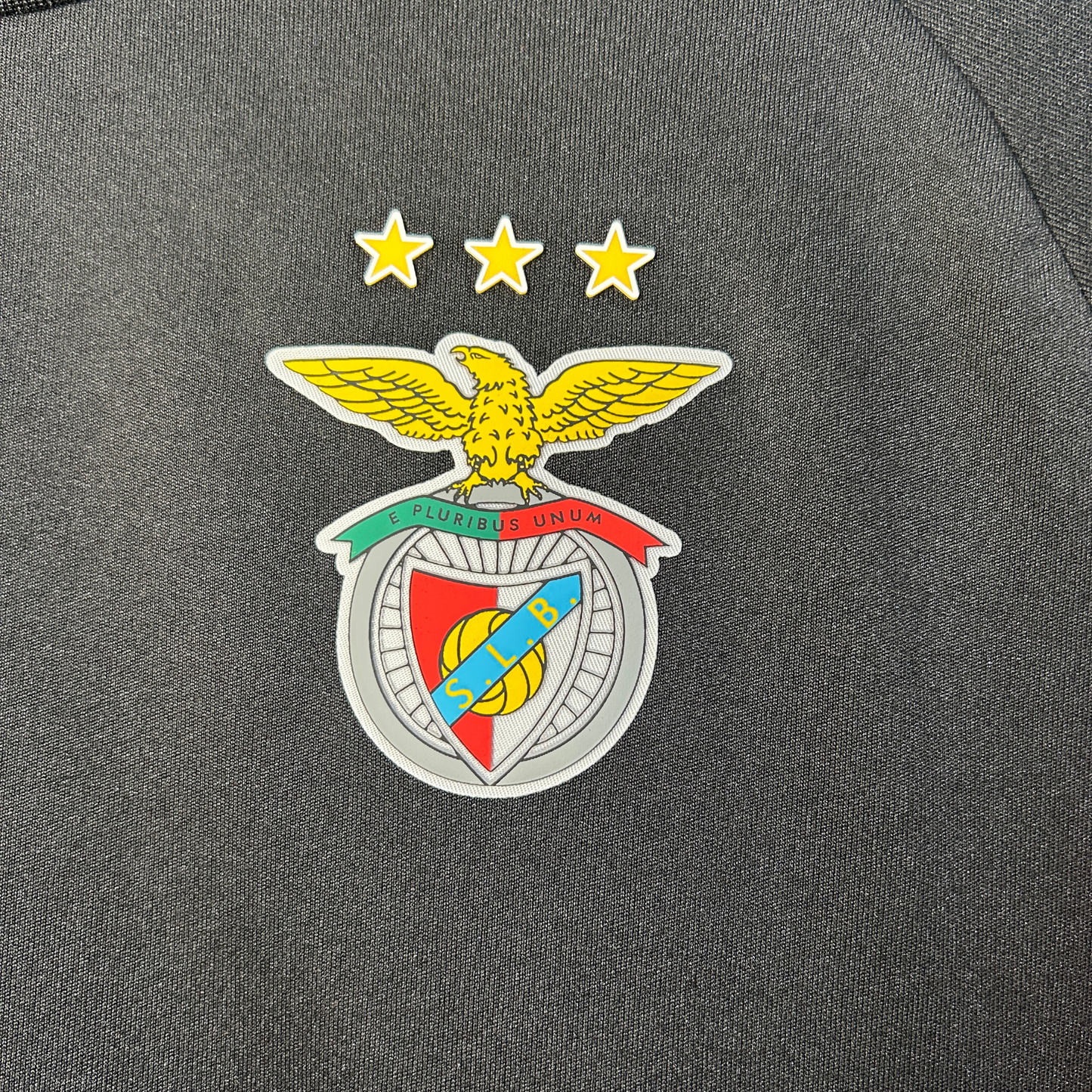Kit SL Benfica Treino 25/26 Infantil